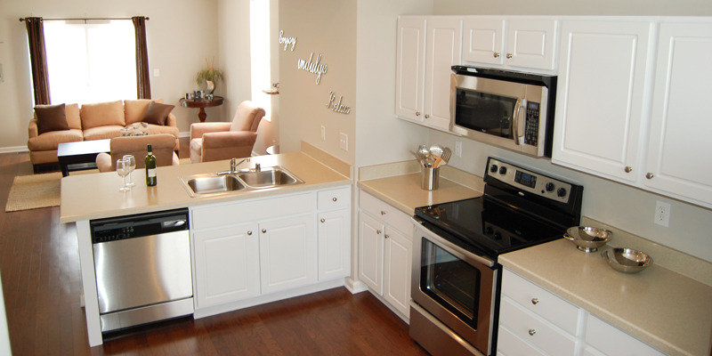 Stansbury Kitchen | Waggoner Park Condos