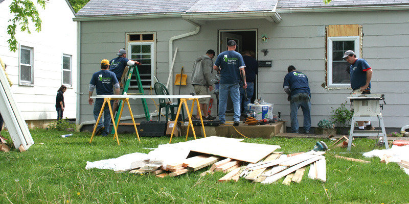 LC Cares | Villages at New Albany Park
